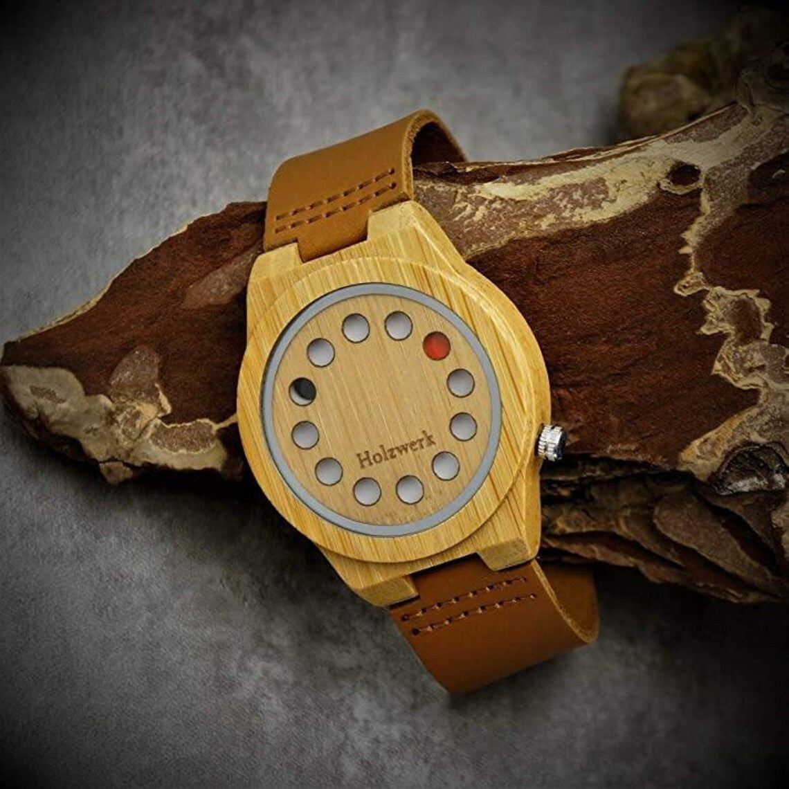 Futuristische Uhren | Holzwerk