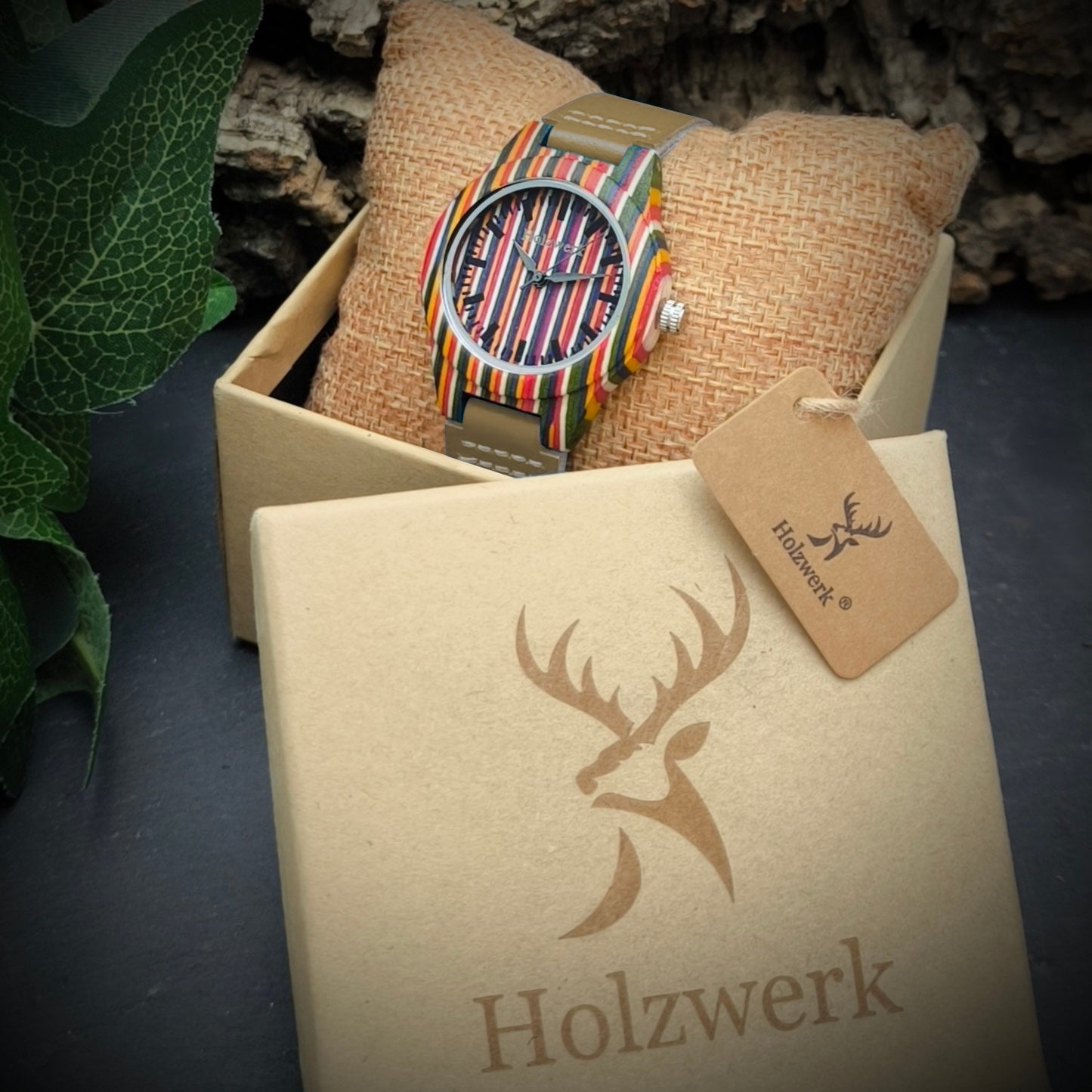 Holzwerk LINZ BROWN bunte kleine Regenbogen Damen und Kinder Armbanduhr, Holz & Leder Armband Uhr, LGBTQ Uhr, modische Holzuhr, braun, Uhrenbox