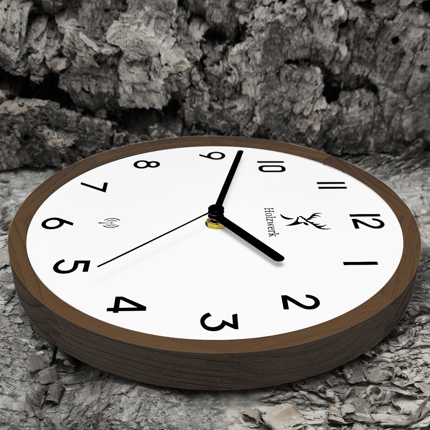Holzwerk PAPENBERG Holz Funkwanduhr, moderne Designer Quarz Wanduhr, 25 cm Holz Funk Wand Uhr lautlos ohne Tick Geräusche, braun, weiß, rechts liegend