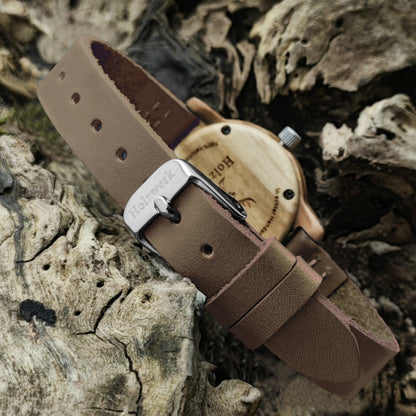 Holzwerk CLARA BROWN kleine Damen und Kinder Holz Uhr mit Leder Armband in braun, beige, mit Ansicht auf den Verschluß