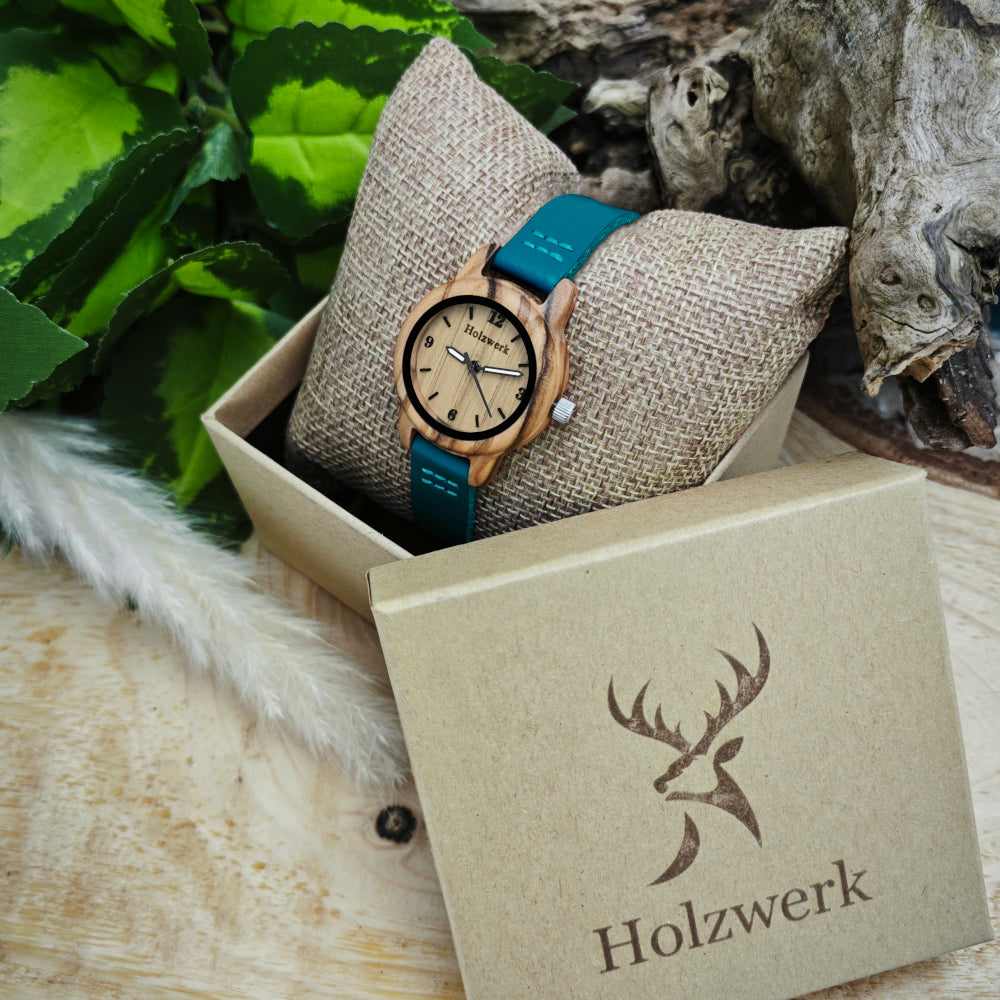 Holzwerk CLARA BLUE kleine Damen und Kinder Holz Uhr mit Leder Armband in türkis blau, beige, in der Uhren Box